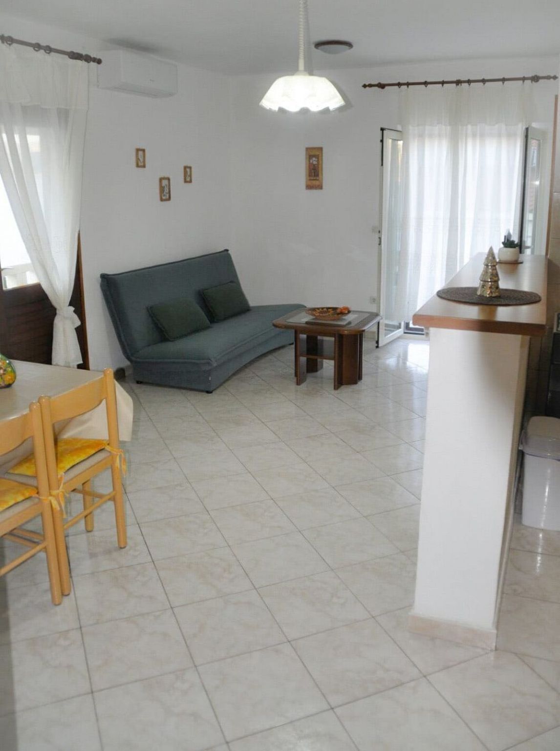 Apartment (A2) | Living room