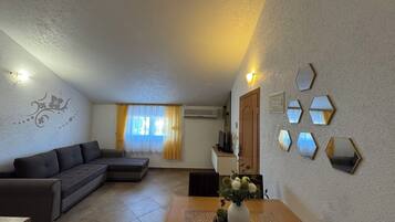 Apartment (A5) | Wohnbereich