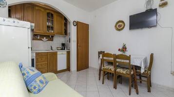 アパートメント (A1) | 専用キッチン | 冷蔵庫、電子レンジ、オーブン、コンロ