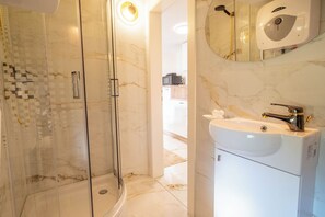 Apartment (A2) | Bathroom - Apartments Relax Suites (Novi Vinodolski)