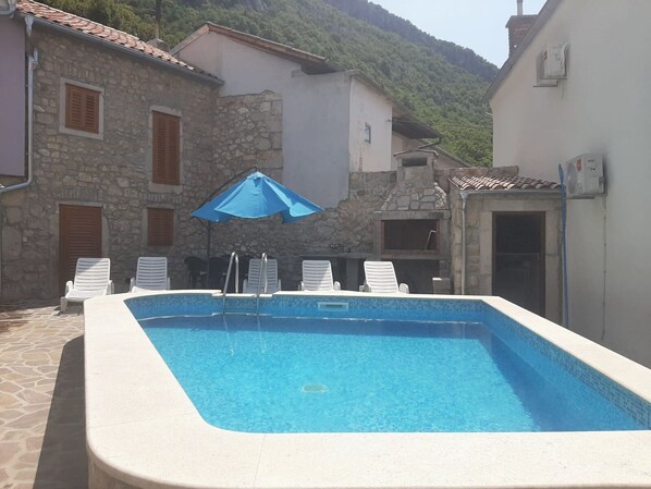 Outdoor pool - House Dragica (Vinodol)