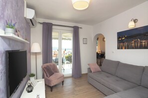 Apartment (A1) | Living room - Apartments Lavandela Girandela (Sibenik)