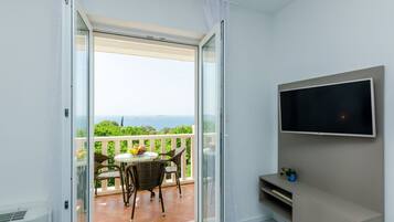 Appartement (A2) | Woonkamer