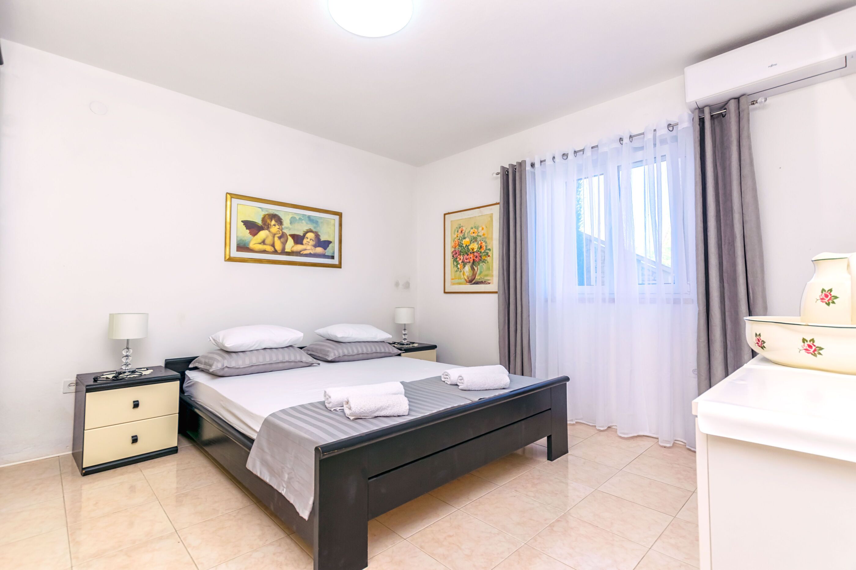 Apartment (A1) | In-room safe, iron/ironing board, free WiFi