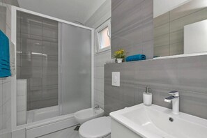 Apartment (A3) | Bathroom - Apartments Smiljka (Makarska)