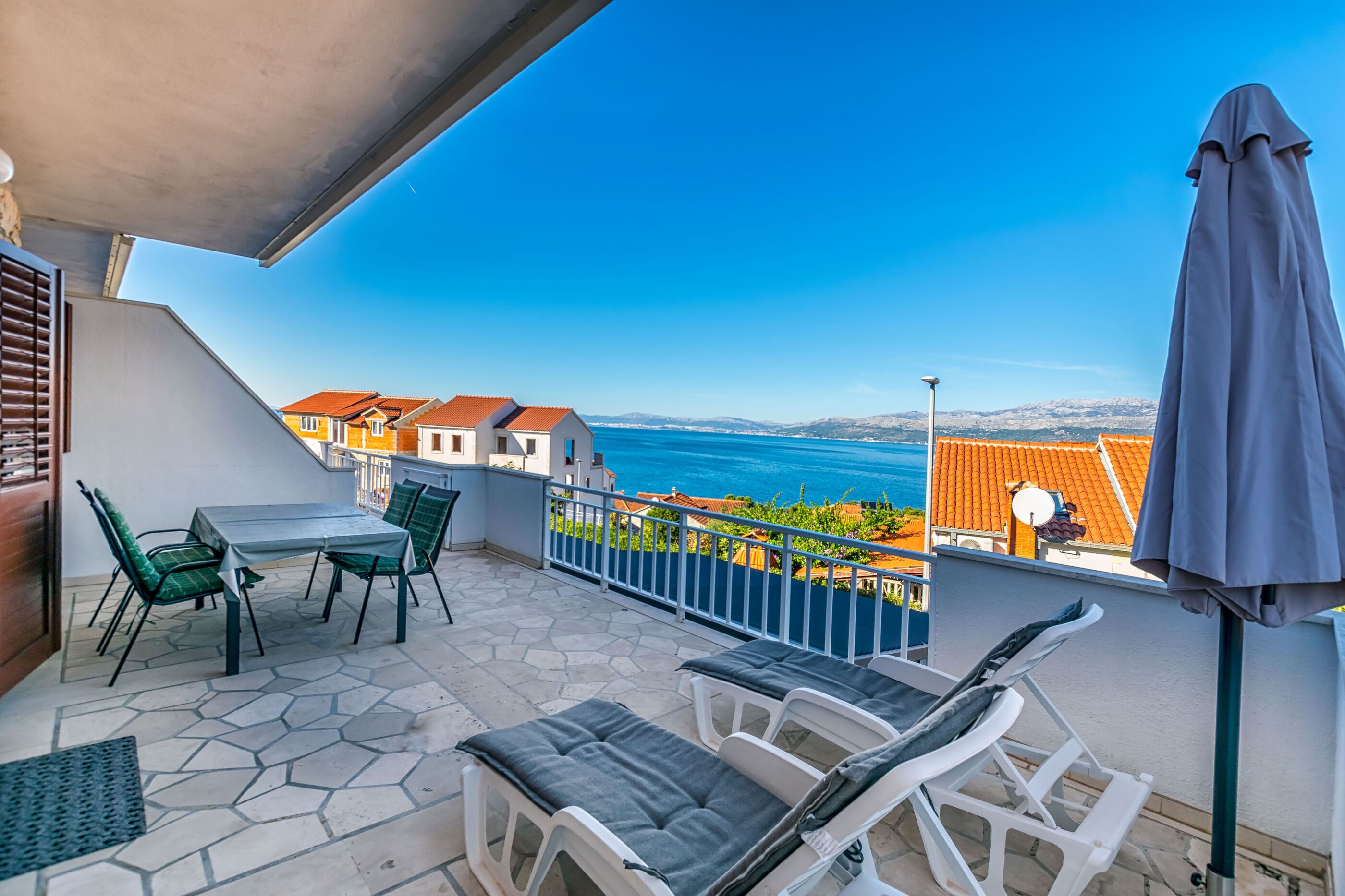 Apartment (A4) | Water view