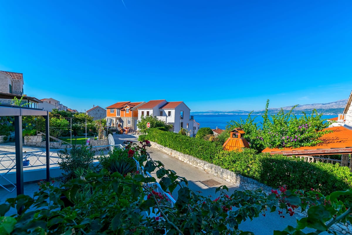 Studio (A2) | Water view