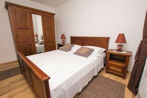 Apartment (A1) | Free WiFi - Apartment Grdelin (Biograd na Moru)