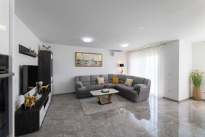 Apartment (A1) | Living room - Apartment Sole (Kastela)