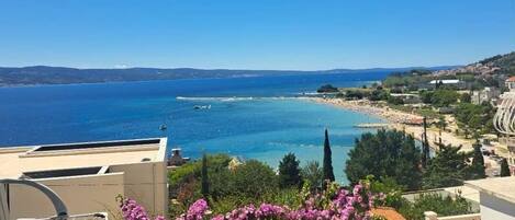 إطلالة على المياه