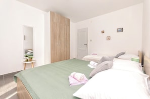 Free WiFi - Apartments Sunny Corner (Tribunj)