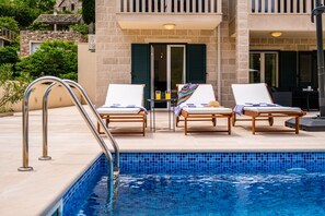 Outdoor pool - House Villa Gold (Supetar)
