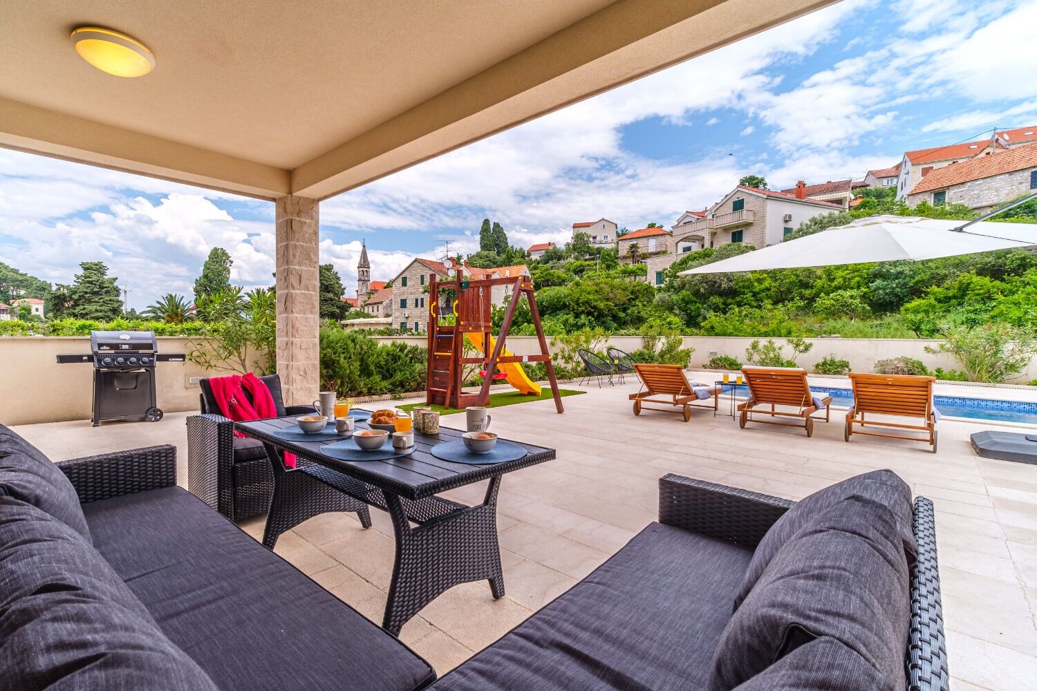 House | Terrace/patio