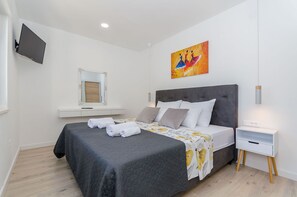 Apartment (A1) | In-room safe, iron/ironing board, free WiFi - Apartments Lanterna Hvar (Hvar)