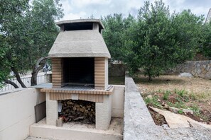 BBQ/picnic area - Apartment Mila (Smokvica)