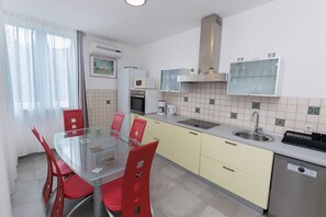 Apartment (A1) | Eigene Küche