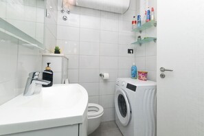Apartment (A1) | Bathroom | Shower - Apartment Mila (Smokvica)