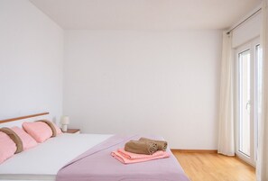 Apartamento (A1) | Ferros/tábuas de passar roupa, Wi-Fi de cortesia