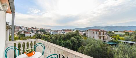 Apartment (A2) | Water view