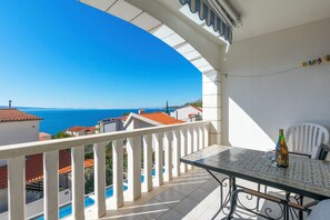 Studio (A1) | Water view - Apartments Urlicic (Omis)