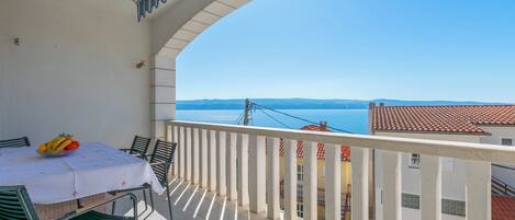 อพาร์ทเมนท์ (A2) | วิวริมน้ำ