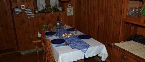 アパートメント (A1) | レストラン