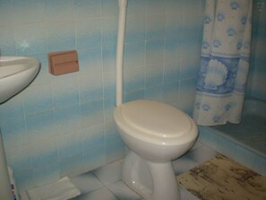 Apartment (A1) | Bathroom | Towels - Apartment Smi (Sucuraj)