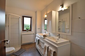 Apartment (A2) | Bathroom - Apartment Nina (Porec)