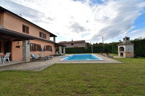 Outdoor pool - Apartment Nina (Porec)