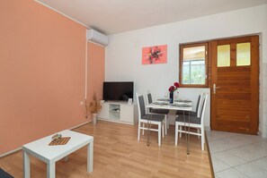 Apartment (A2) | Living room - Apartments Saric (Sibenik)