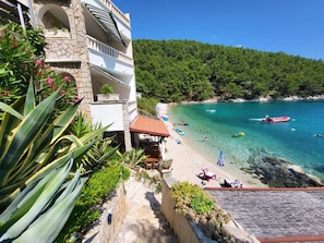 Beach nearby - Apartments Villa Smokvina (Sucuraj)