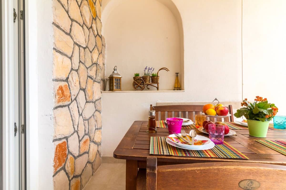 Căn hộ (A1) | Hiên