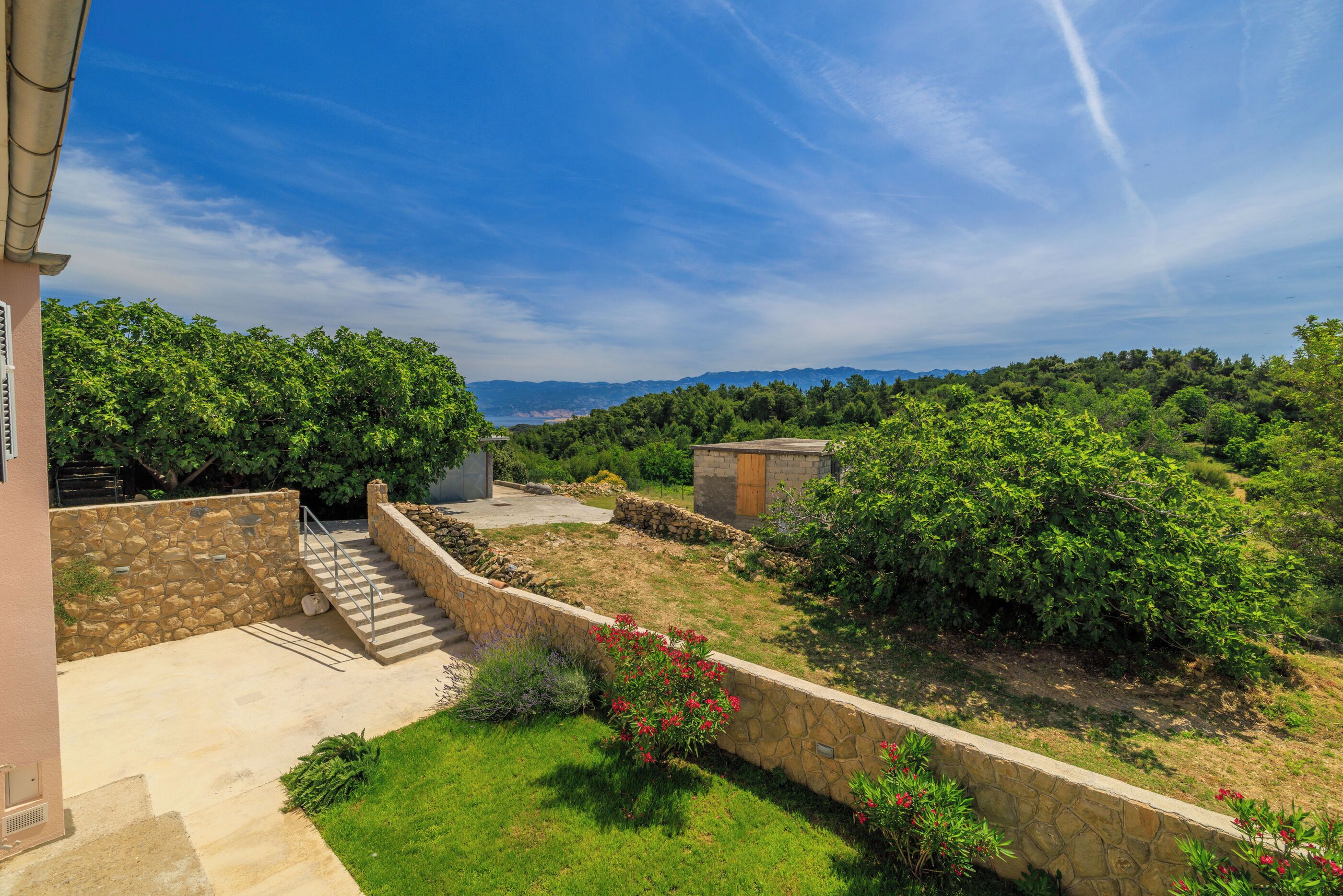 Apartemen (A1) | Pemandangan dari udara