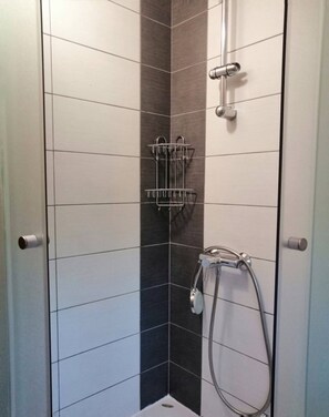 Apartamento (A1) | Banheiro | Chuveiro 