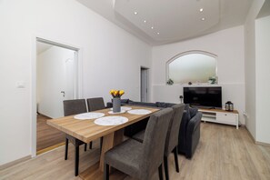 Apartment (A1) | Speisen