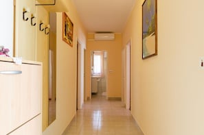House | Hallway - House Vila Petra (Blato)