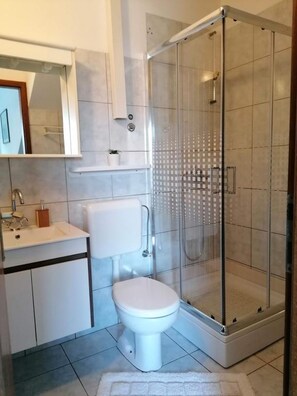 Apartment (A3) | Bathroom - Apartments Family (Postira)