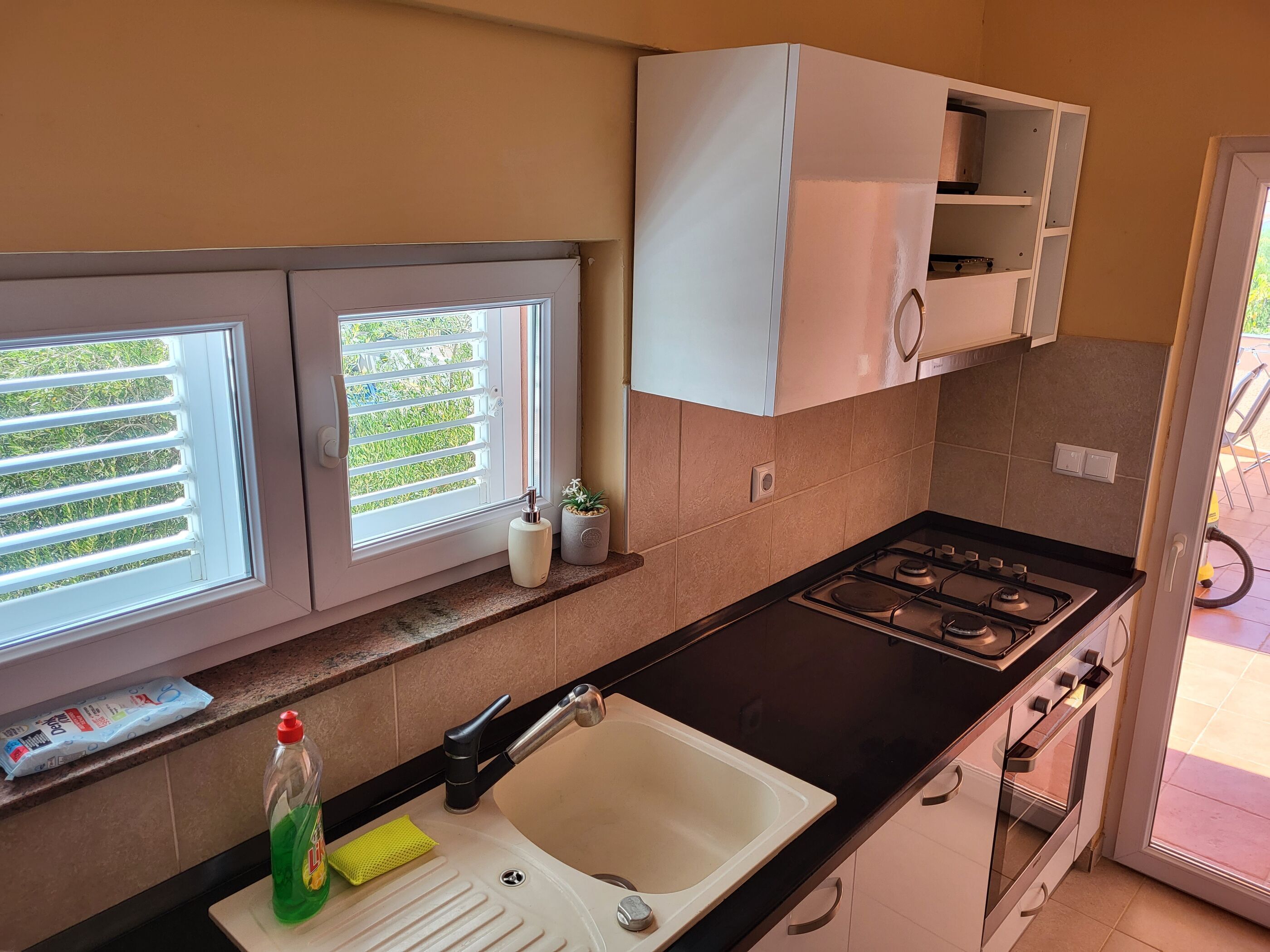 Apartment (A2) | Private kitchen | Fridge, microwave, oven, stovetop