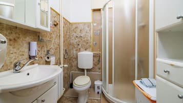 Apartment (A1) | Bathroom | Shower