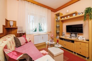 Living room - Apartment Marija (Omisalj)