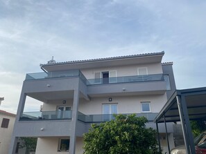 Building design - Apartment Silver Shine (Trogir)