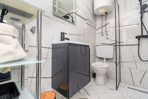 Apartment (A1) | Bathroom | Towels - Apartment Zunta (Trogir)