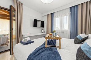 In-room safe, laptop workspace, iron/ironing board, free WiFi - Villa Casa Dika (Marcana)