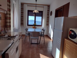 Apartment (A1) | Private kitchen - Apartment Anchi (Novi Vinodolski)