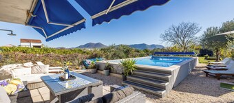 Apartments Holiday Home Book