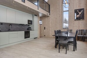 Kühlschrank, Ofen, Herdplatte, Geschirrspüler