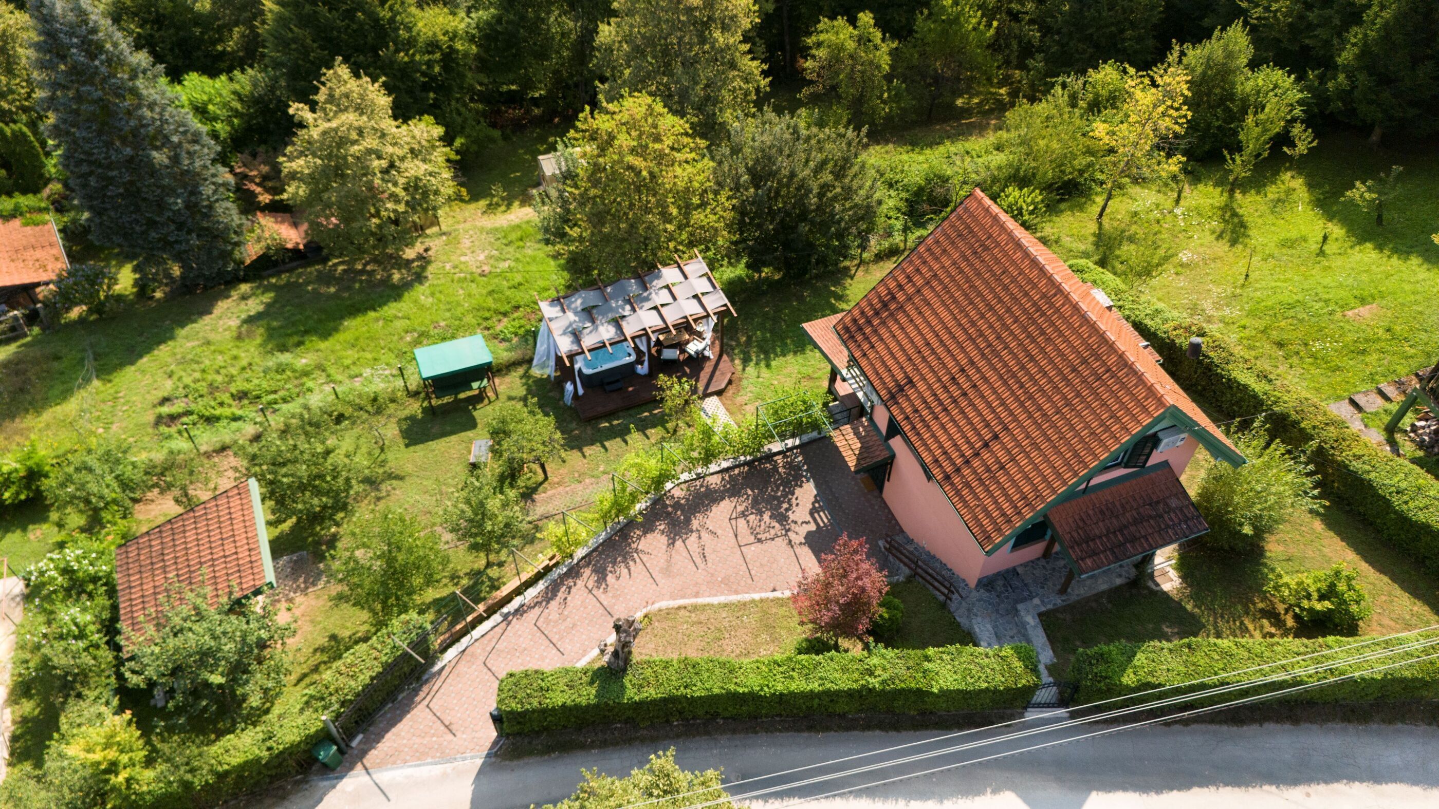 مواقف سيارات مجانية