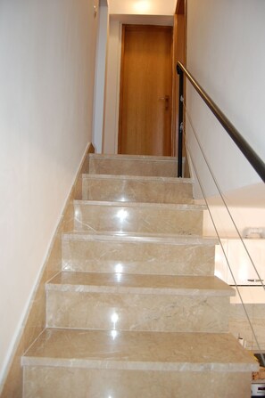 House | Staircase - House Sun (Kastela)