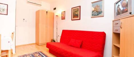 Apartment (A2) | Private kitchen | Fridge, microwave, stovetop, espresso maker