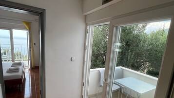 Apartment (A5) | Balkon